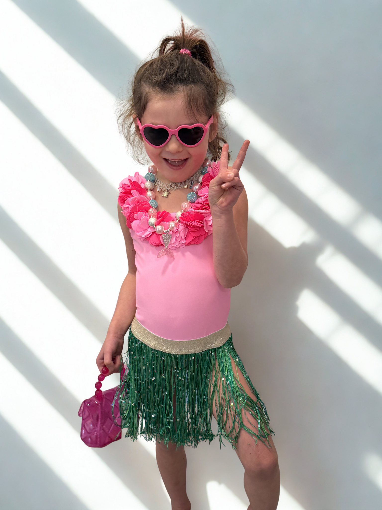 Shade Critters 1PC & Hula Skirt